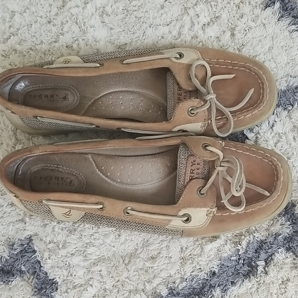 Sperry boat shoes